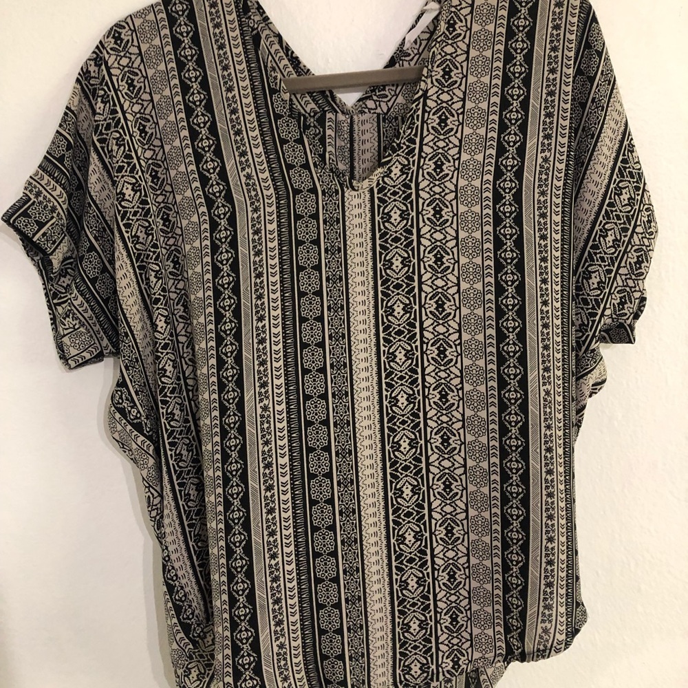 Cute blouse